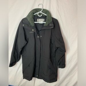 Columbia Granite Peak coat (missing zip out vest) sizeS full zip/ snap,  pockets